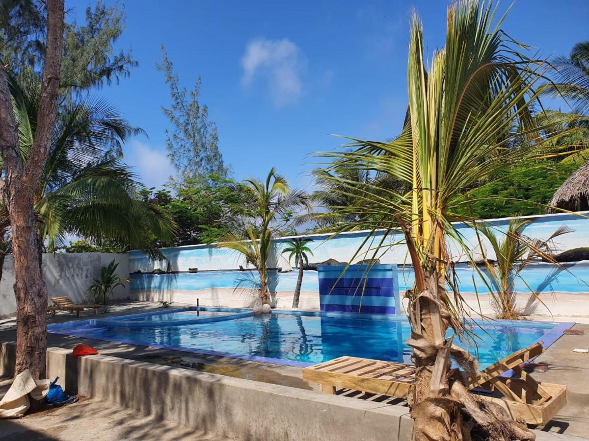 Appartement Nyumba Tulivu à Watamu Extérieur photo