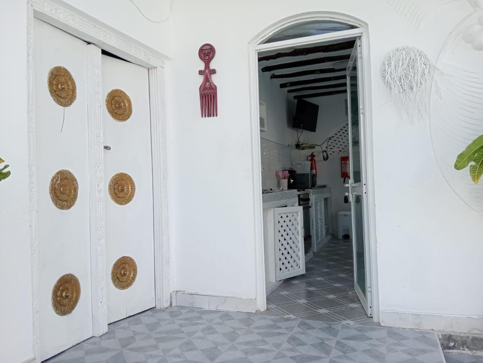 Appartement Nyumba Tulivu à Watamu Extérieur photo